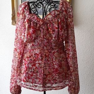 Q + A  LOS ANGELES BLOUSE